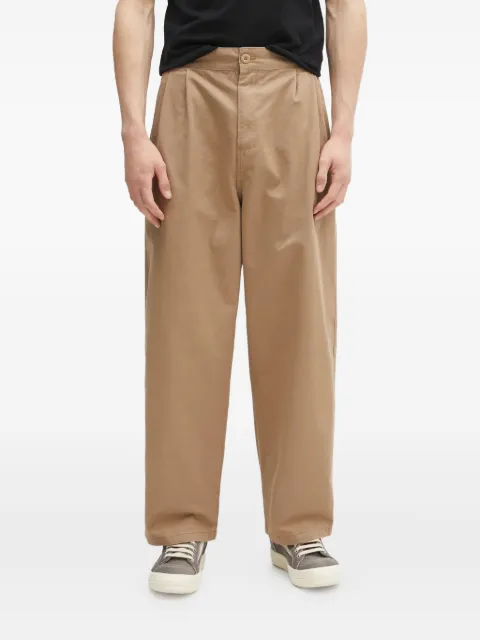 Carhartt WIP pantalones con bolsillo de parche