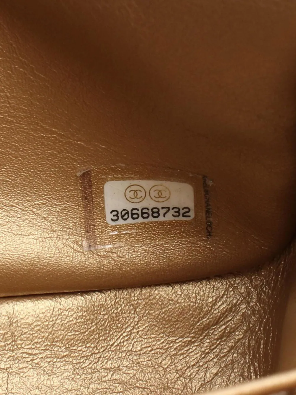 CHANEL Pre-Owned 2020 Mini Square Classic Lambskin Pearl Crush Single Flap crossbody bag | Pre-Owned | Image 2
