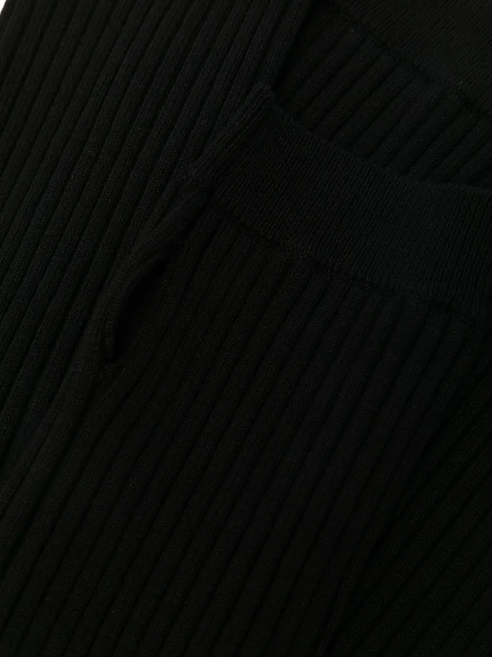 P.a.r.o.s.h Ribbed Knit Gloves In Black