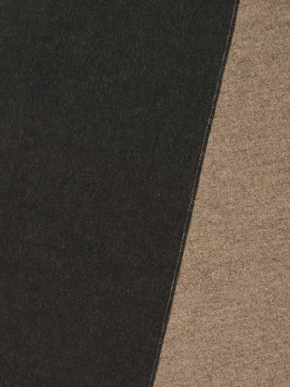 FENDI Sjaal met franje en logodetail Bruin