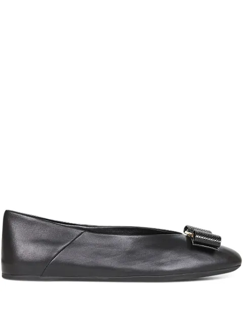 Ferragamo Vara leather flats