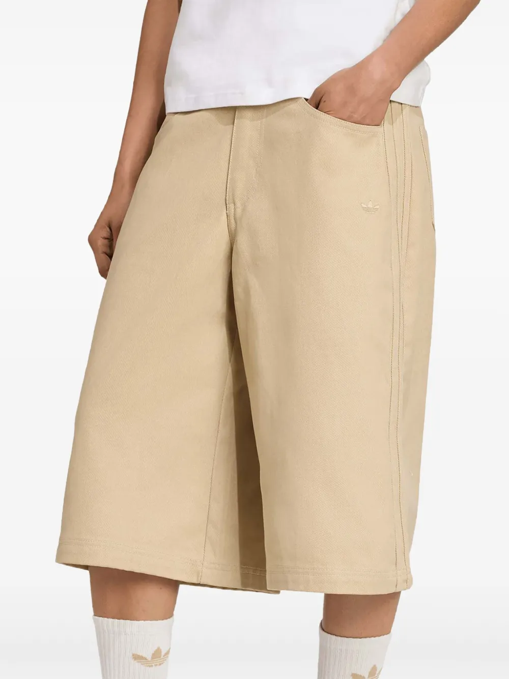 adidas Firebird shorts Beige