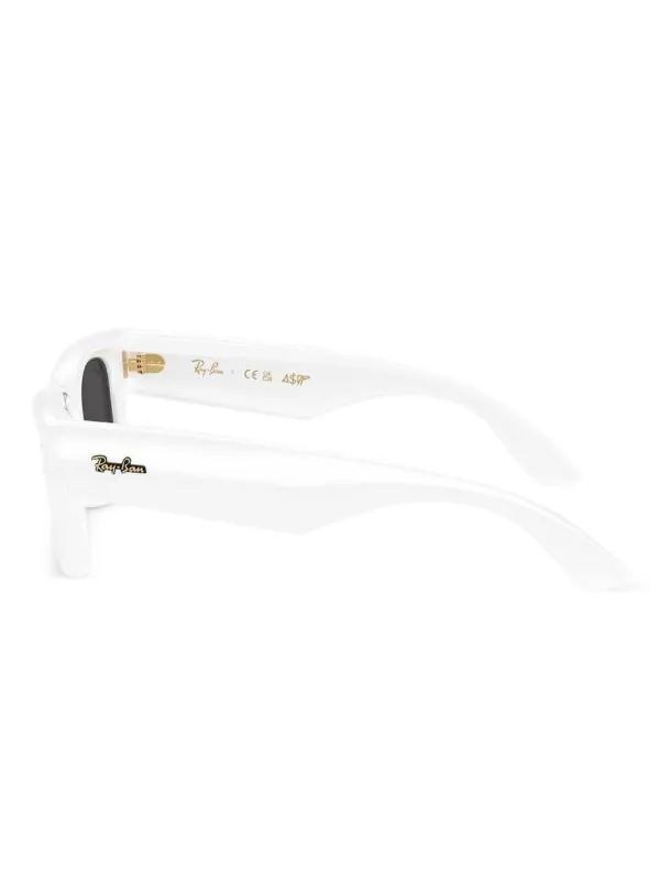Ray-Ban Wayfarer Puffer Sunglasses | White | FARFETCH IN