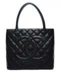 CHANEL Pre-Owned 2005-2006 medallion CC Mark tote bag - Black