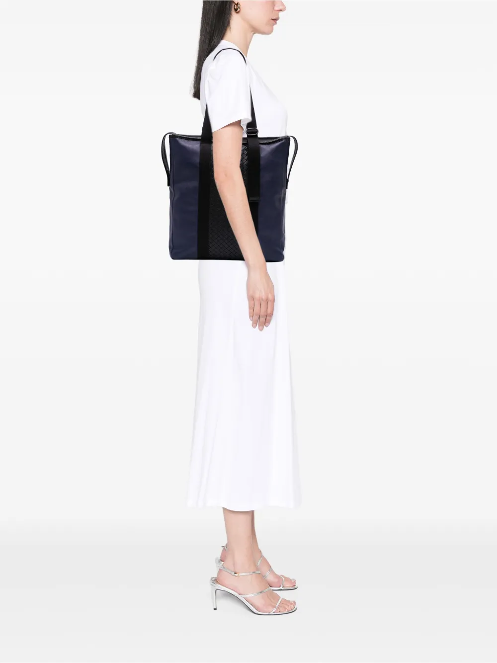 Bottega Veneta Pre-Owned 2012-2025 Bicolor Leather Intrecciato tote bag | Pre-Owned | Image 2