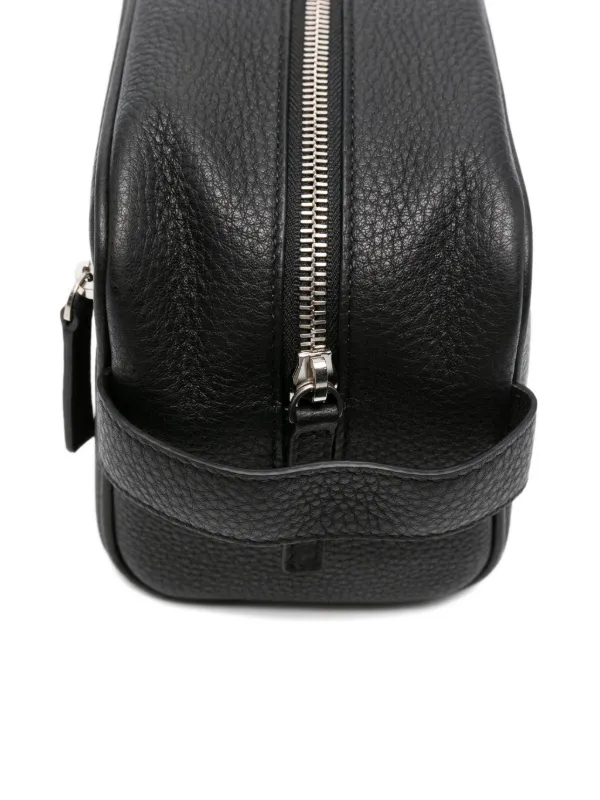 Balenciaga ポーチ ブラック の メンズ チャーム ジップポーチ | Balenciaga JP