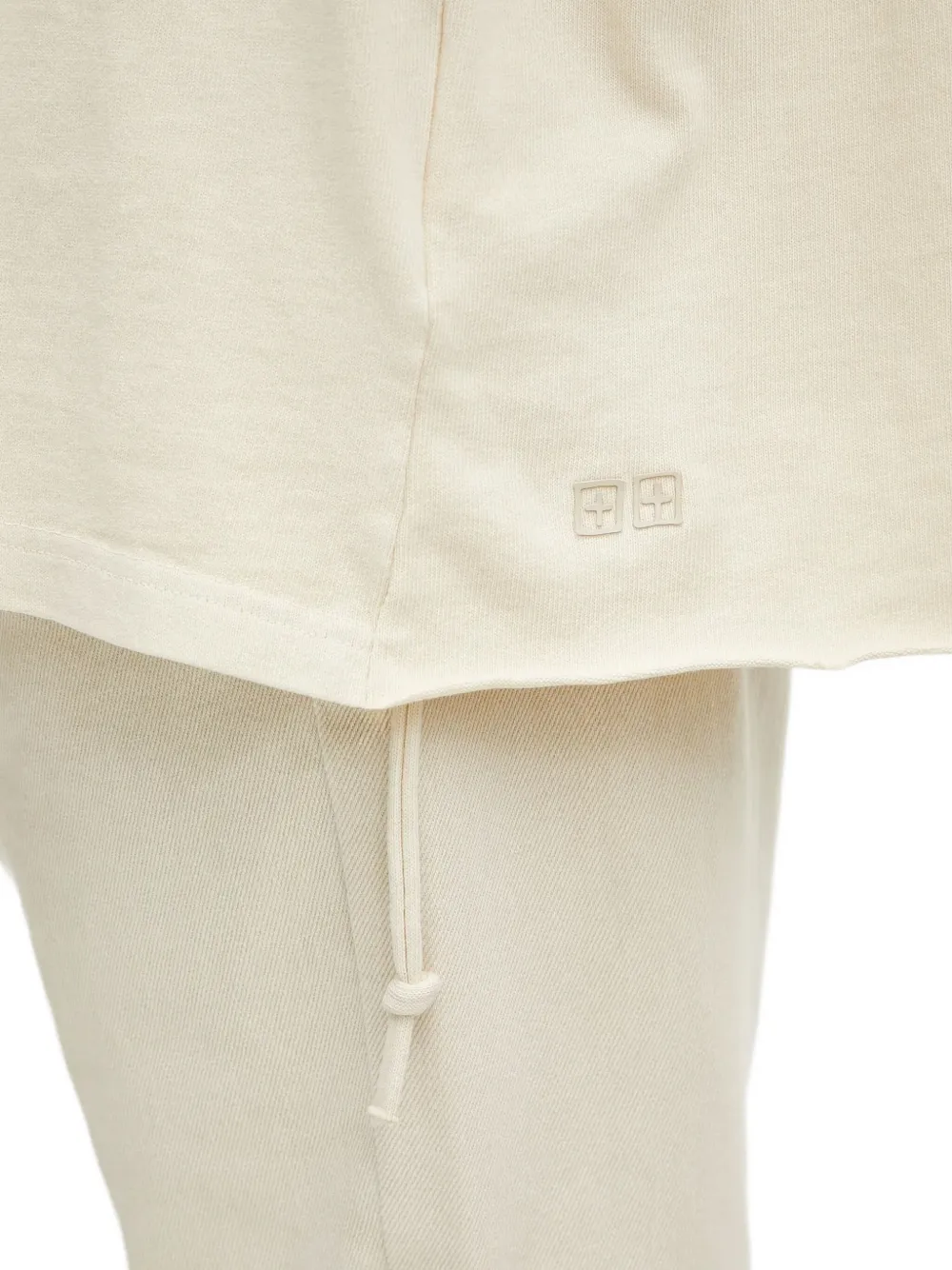 Ksubi Scott Ekcess SS T-shirt met logoplakkaat Beige