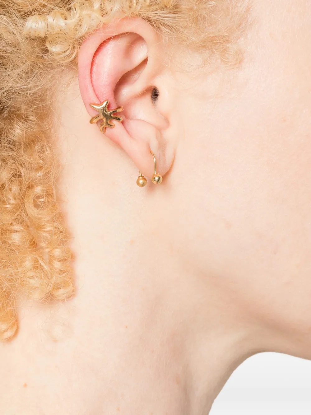 Bonsai Bear-shaped Ear Cuff In Gold