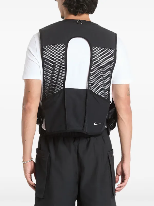nike pocket vest