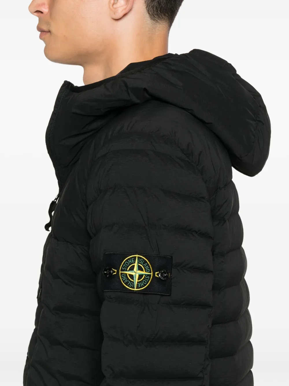 Stone Island 4100020 gewatteerd jack met capuchon Zwart