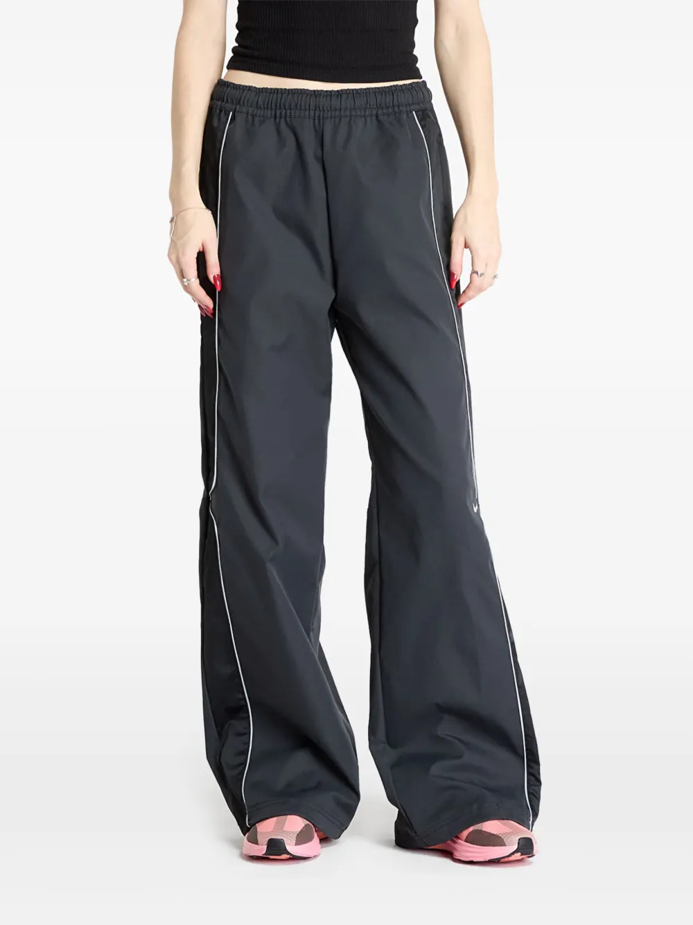 Nike Side-stripe Sweatpants In Black