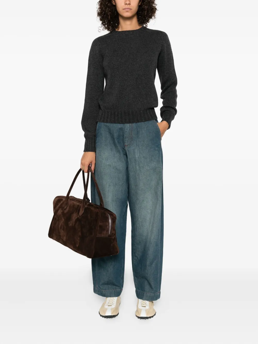 Aragona round-neck cashmere sweater | Knitted Sweaters | Image 2