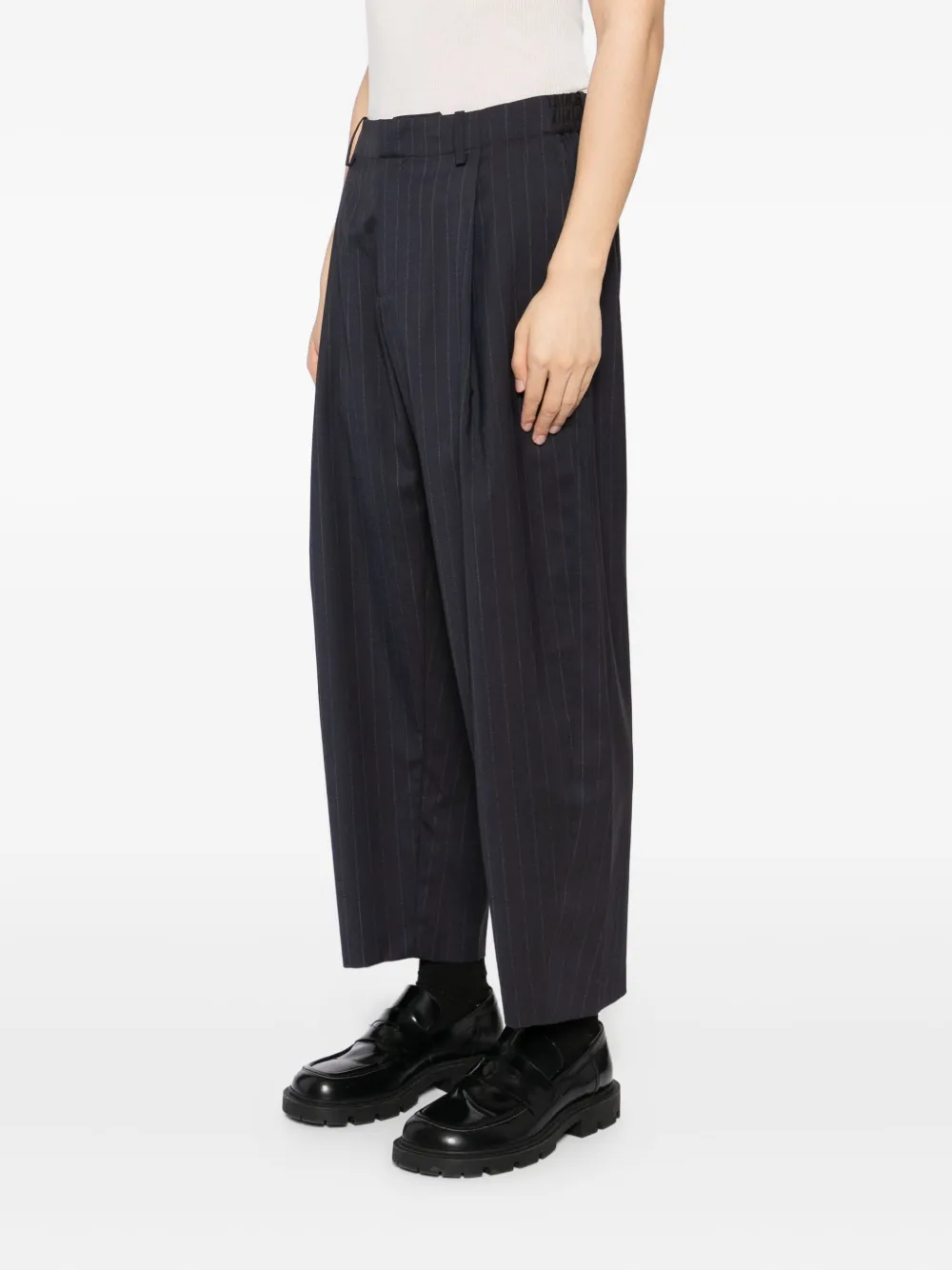 CROQUIS pleated pinstripe trousers Grijs