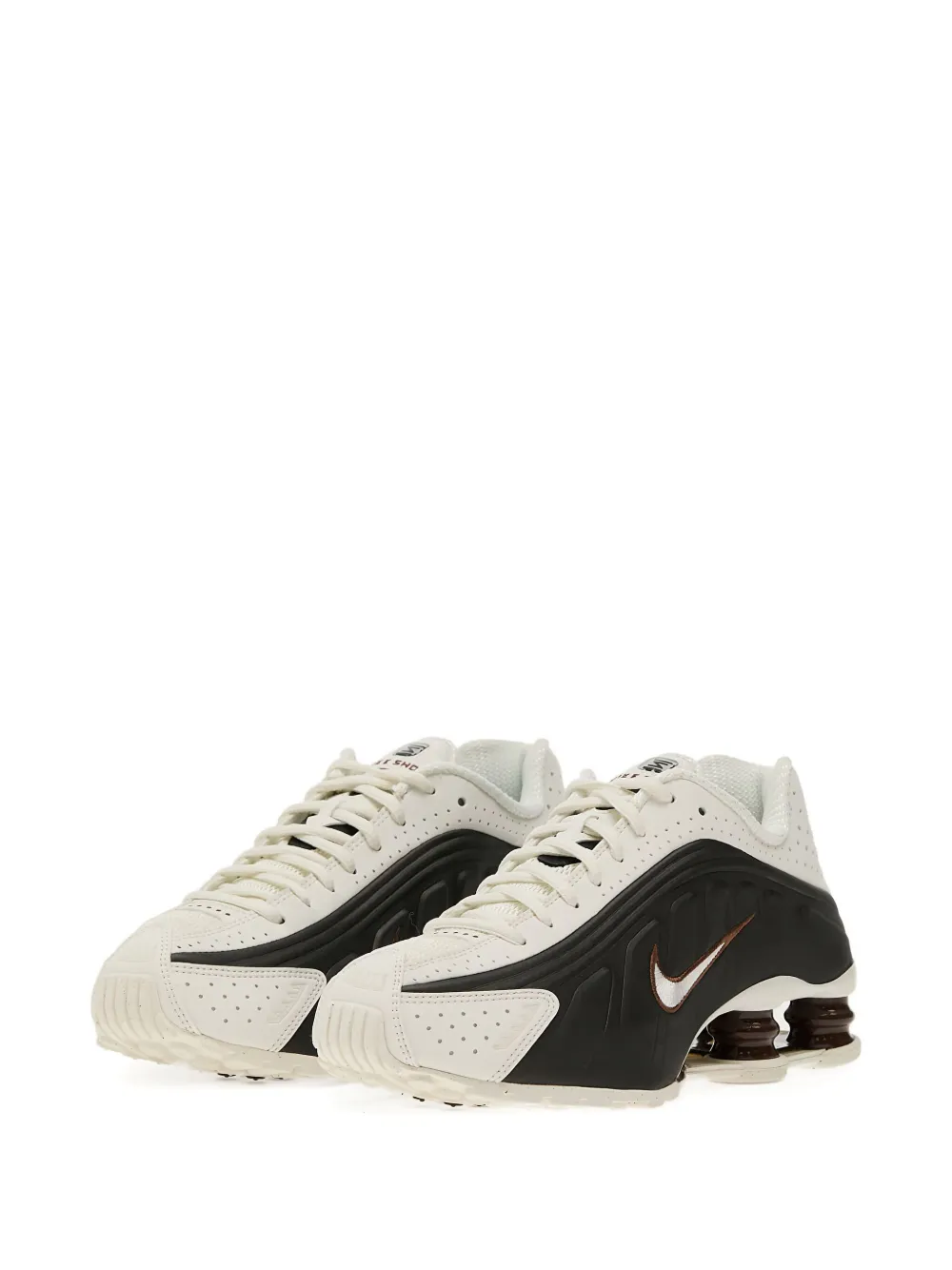 Nike Shox R4 trainers White