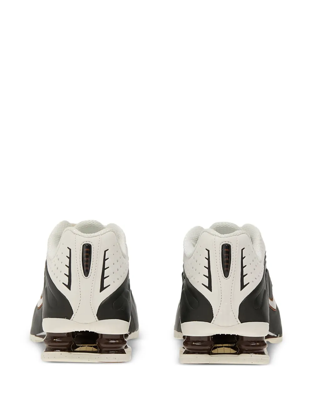 Nike Shox R4 trainers White
