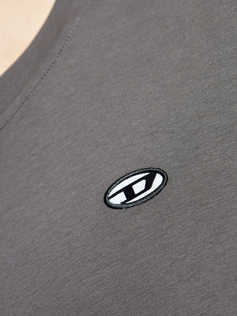 Diesel T-Just-Doval logo-embroidered T-shirt Grijs