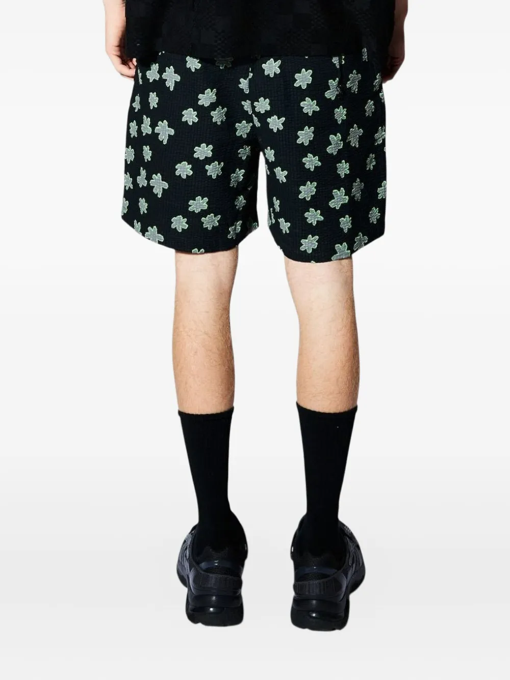 Pleasures Seersucker shorts met bloemen Zwart