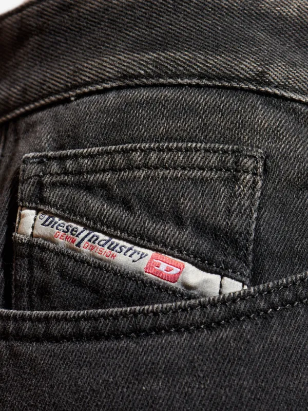 y　diesel d-rise D-RISE Man: Oversized Regular Black/Dark grey Jeans | Diesel