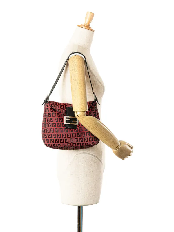 FENDI ショルダーバッグ フェンディ FENDI ショルダーバッグ ダブルバゲット ブラックレザー