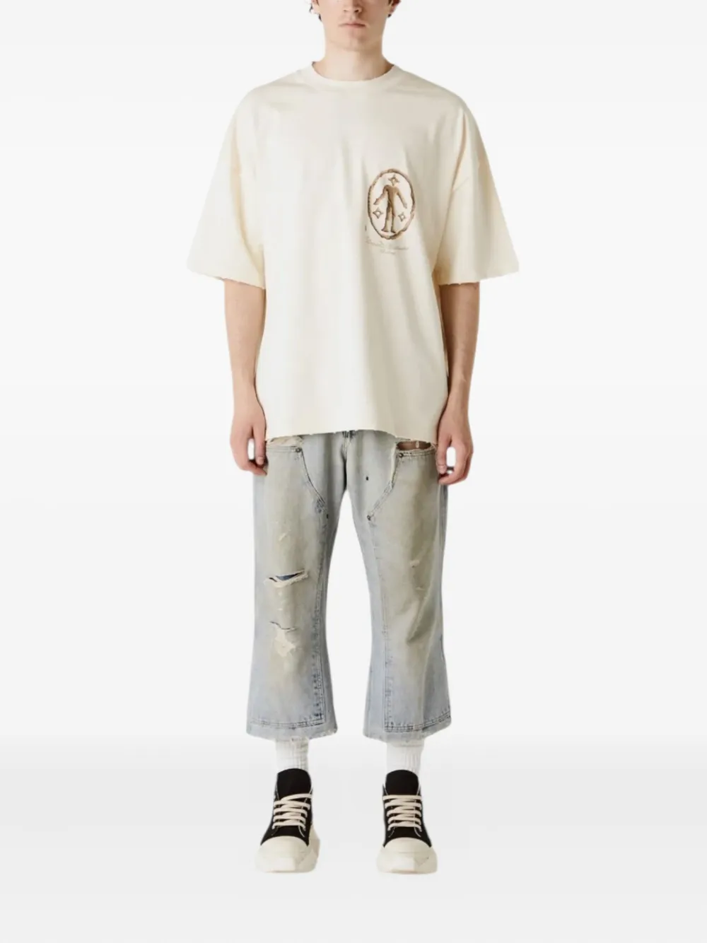 UNTITLED ARTWORKS Pilgrim T-shirt met grafische print - Beige