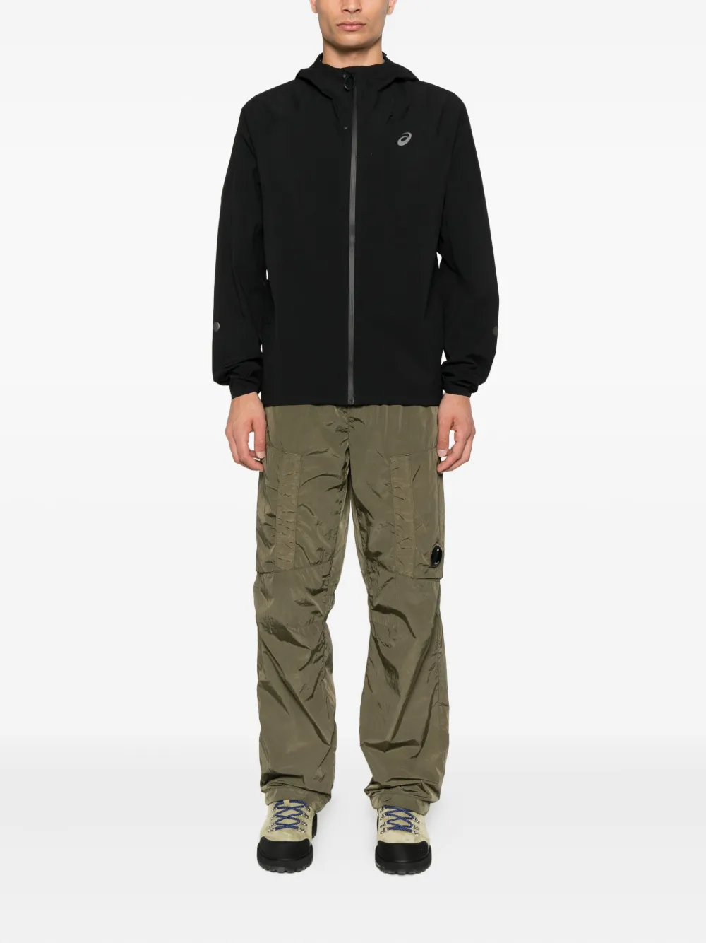 ASICS hooded zip-up jacket Zwart
