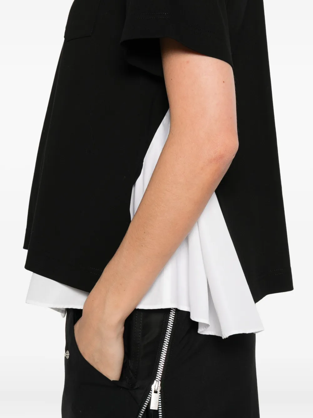 sacai chest-pocket layered T-shirt Zwart