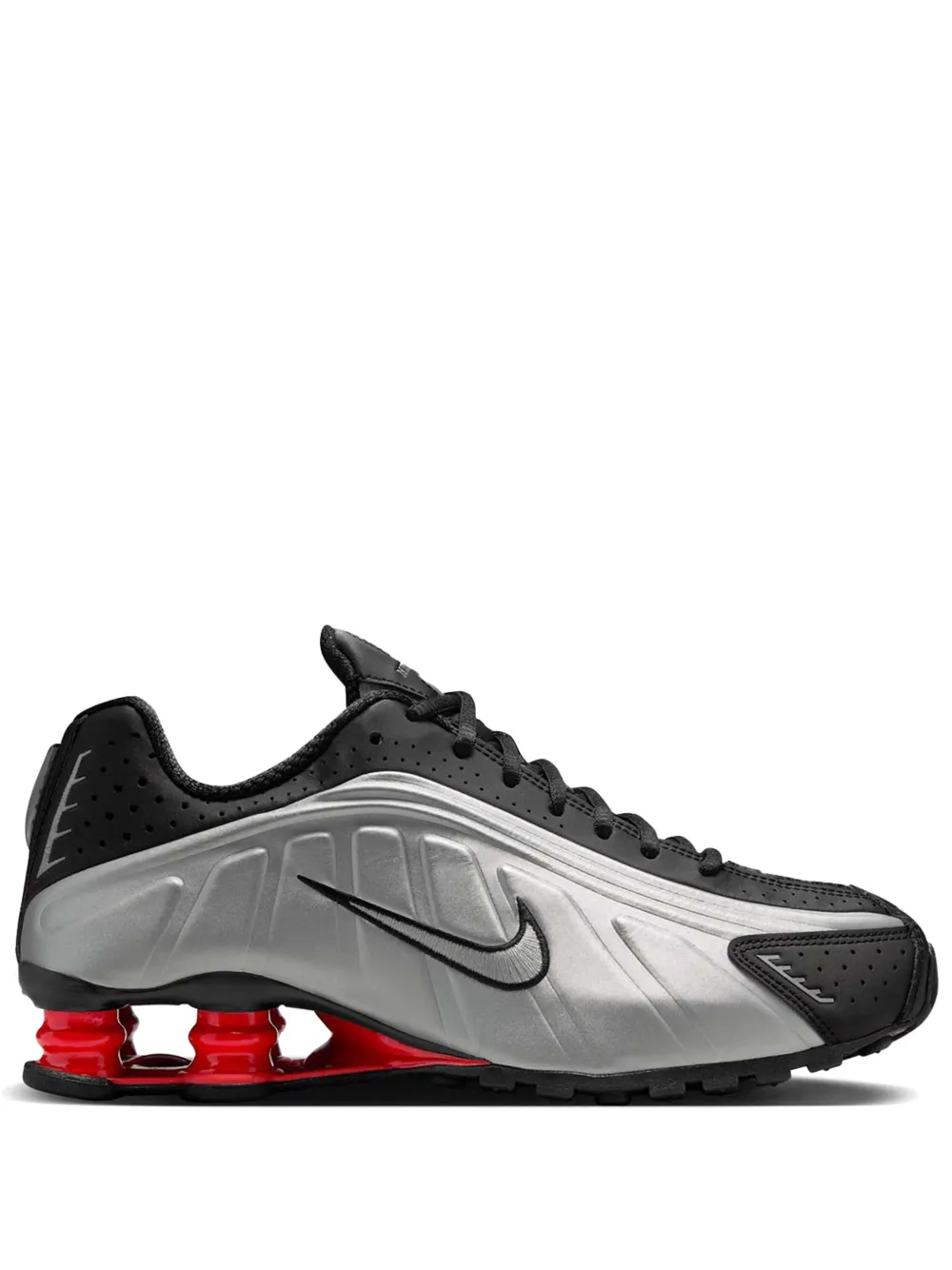Nike Shox R4 Sneakers In Black