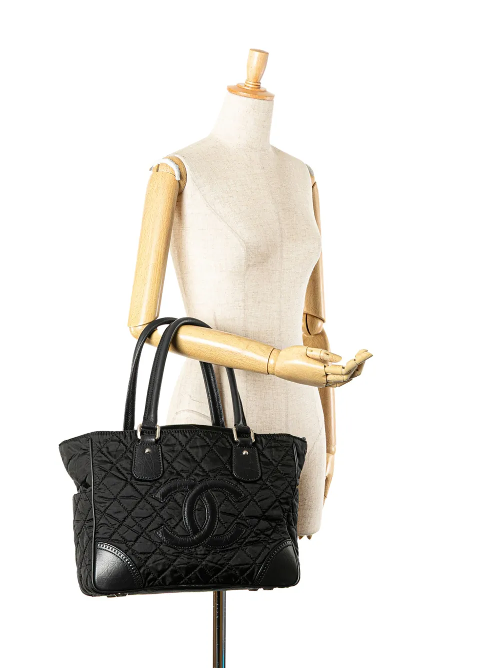 CHANEL Pre-Owned 2006-2008 Paris New York Quilted Nylon tote bag | Pre-Owned | Image 2