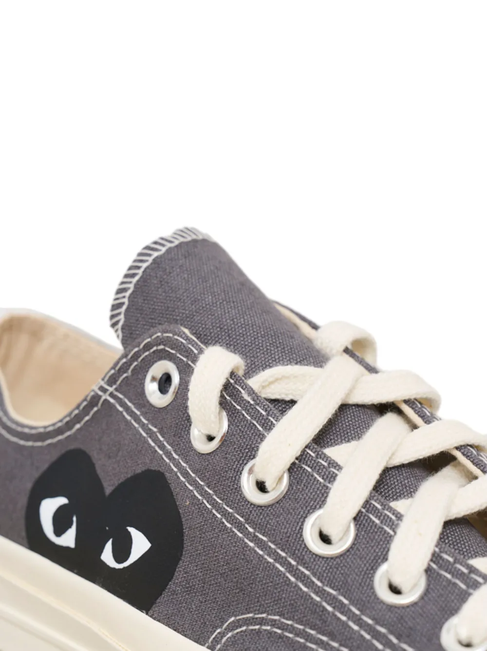 Comme Des Garçons Play x Converse Chuck 70 heart-eye sneakers Grey