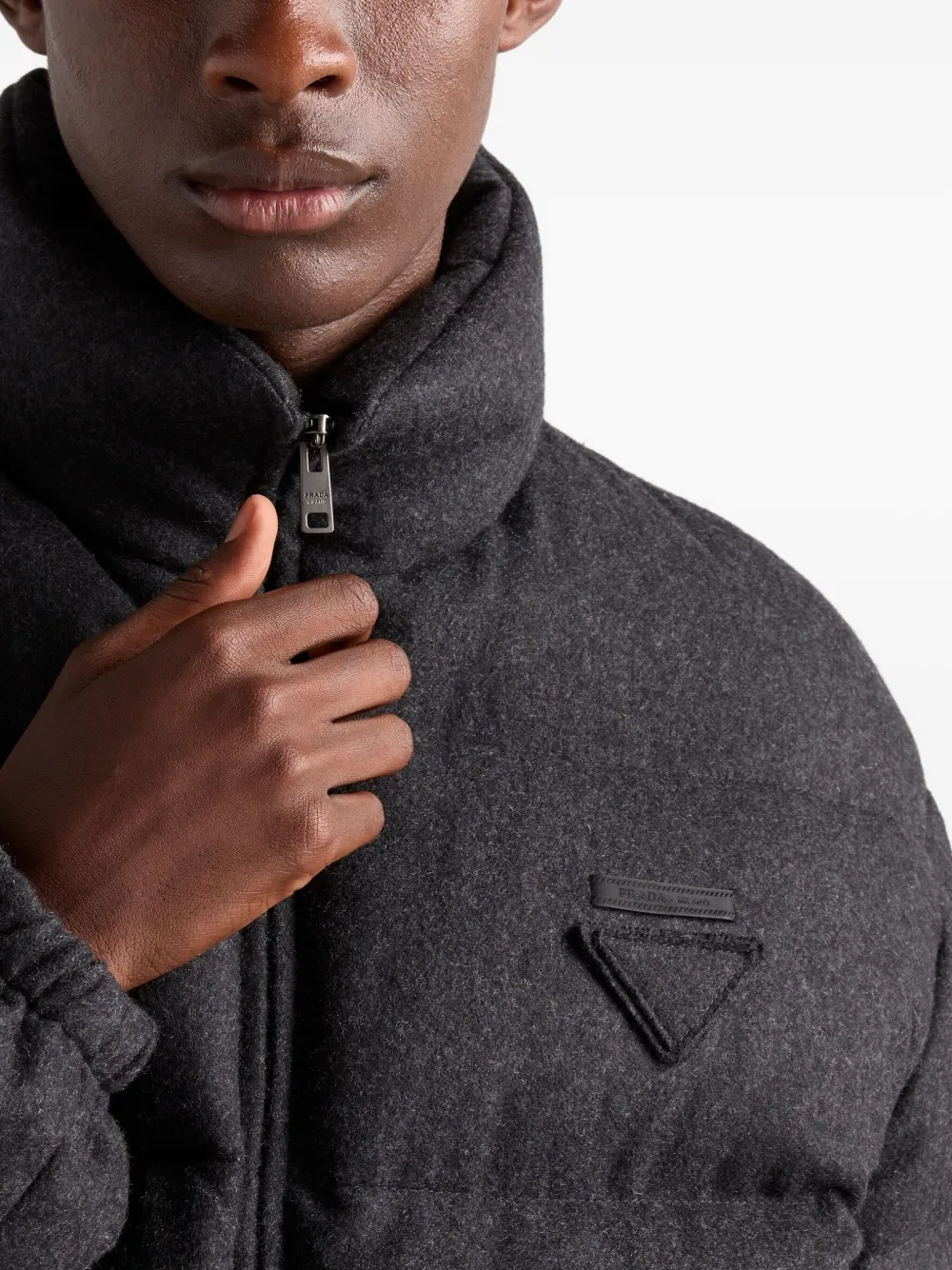 PRADA カシミヤ　ダウンジャケット 6万取引突破☆UPS速達便【PRADA】29W149 11HU_ダウンジャケット