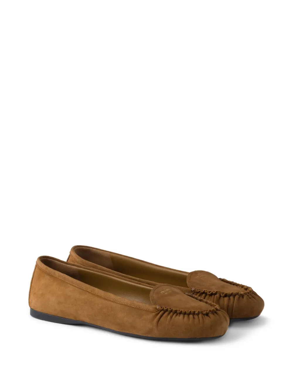 Prada Suède loafers met ruches Bruin