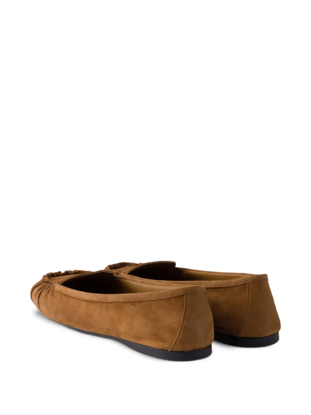 Prada Suède loafers met ruches Bruin