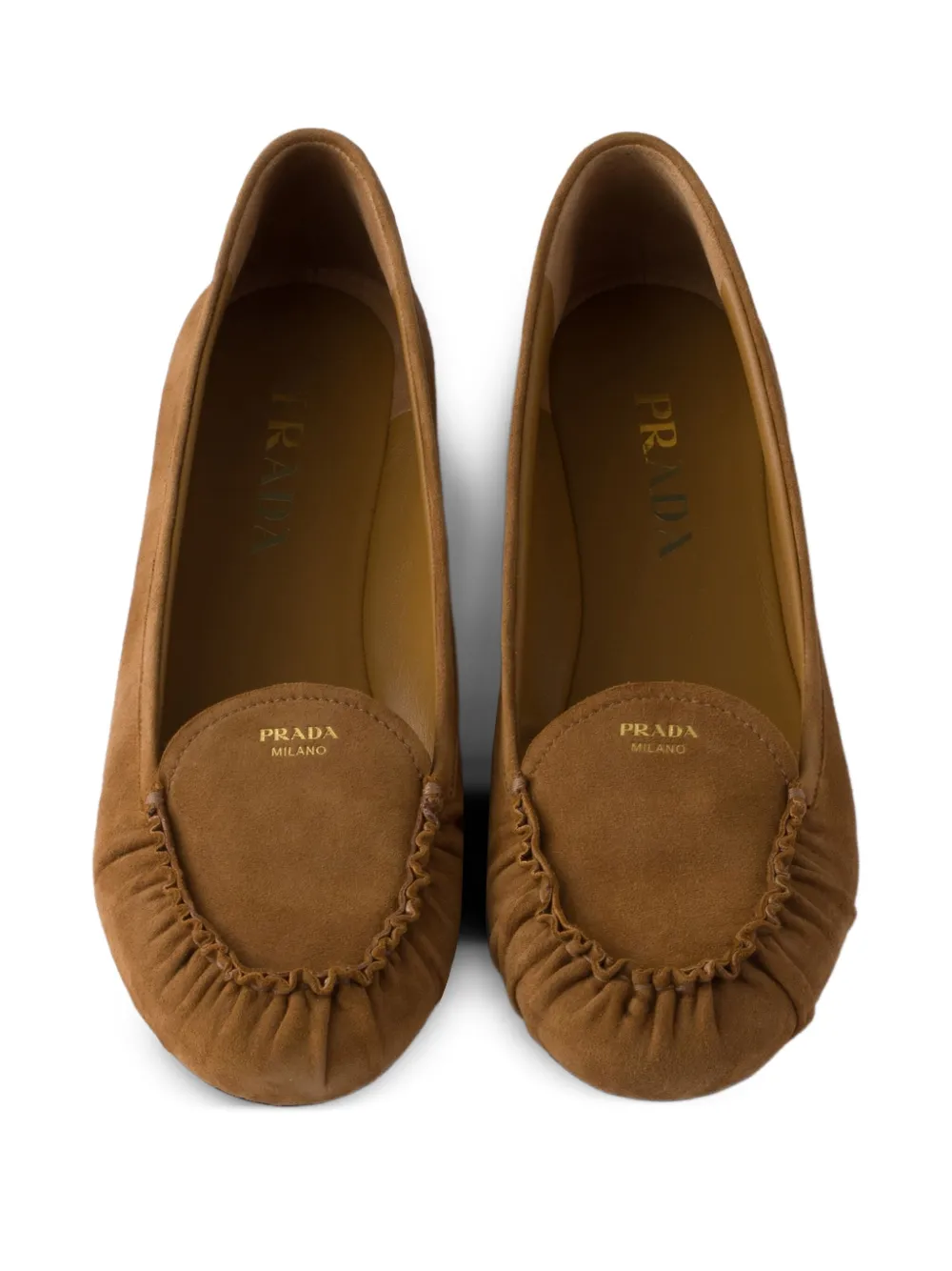 Prada Suède loafers met ruches Bruin