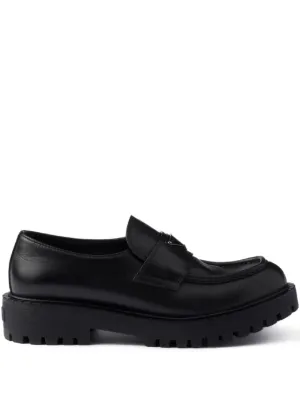 Prada レザーローファー | ブラック | FARFETCH JP