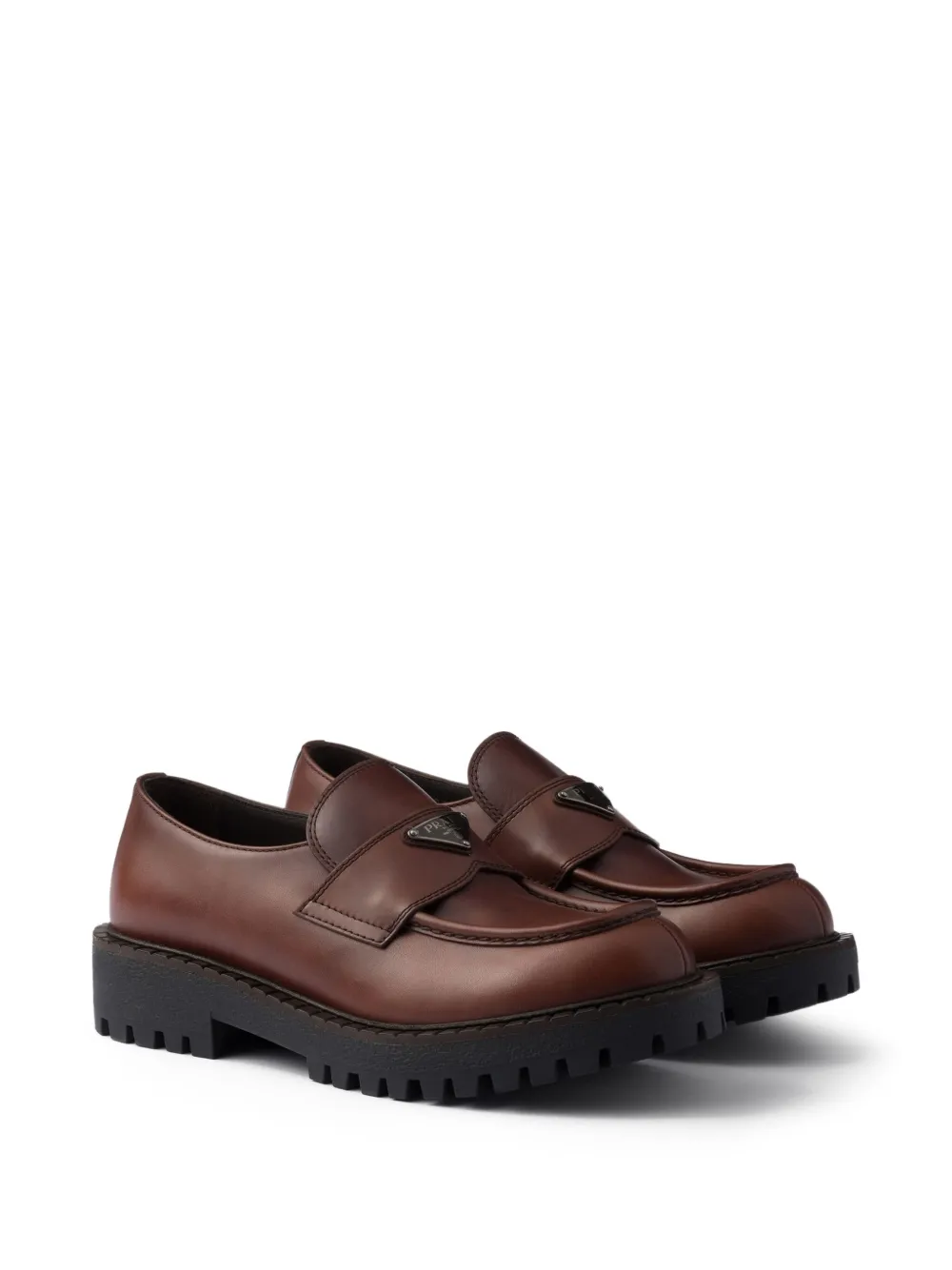 Prada Loafers met emaille triangelvormig logo Bruin