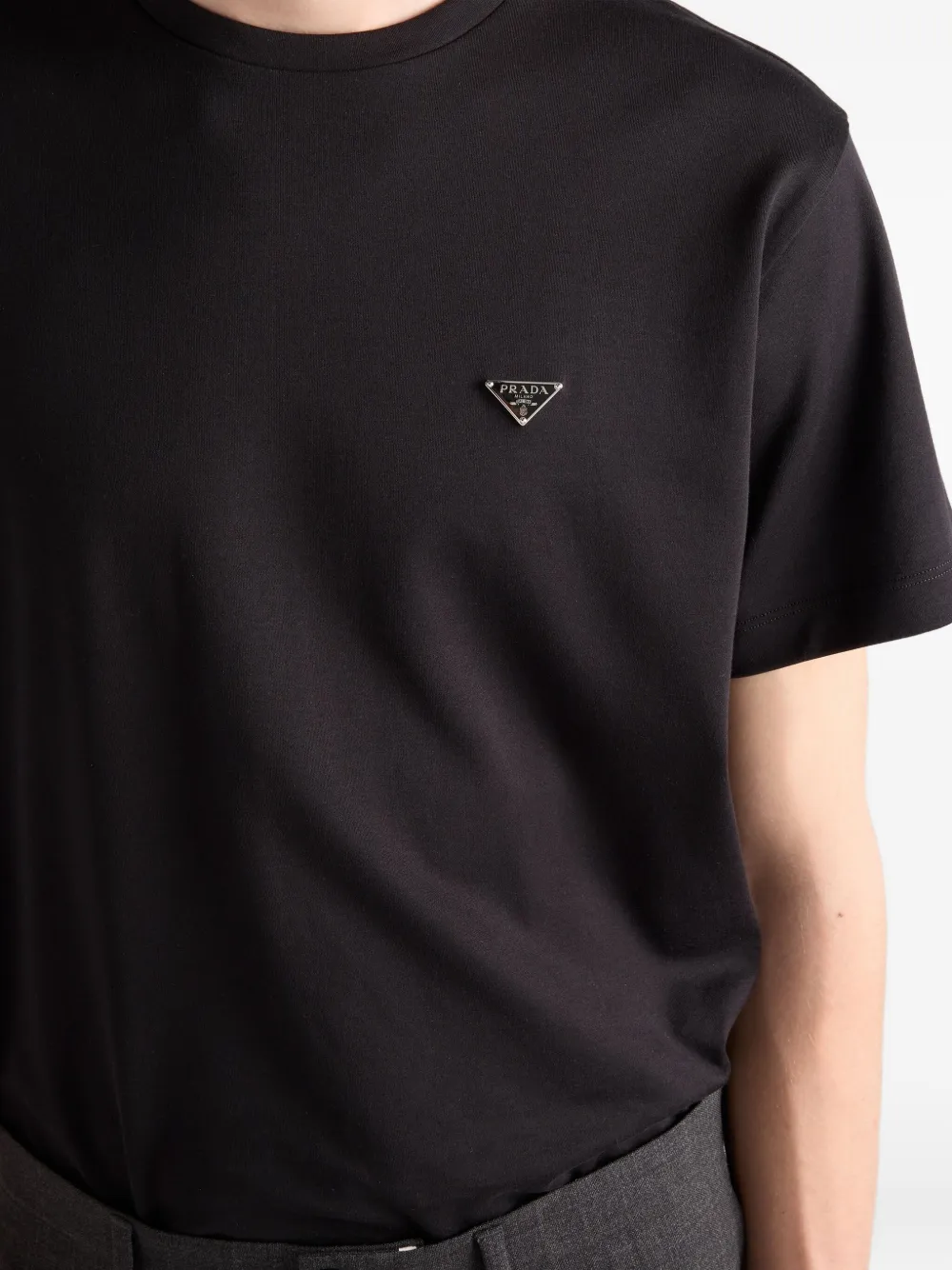 Prada logo-plaque T-shirt Zwart