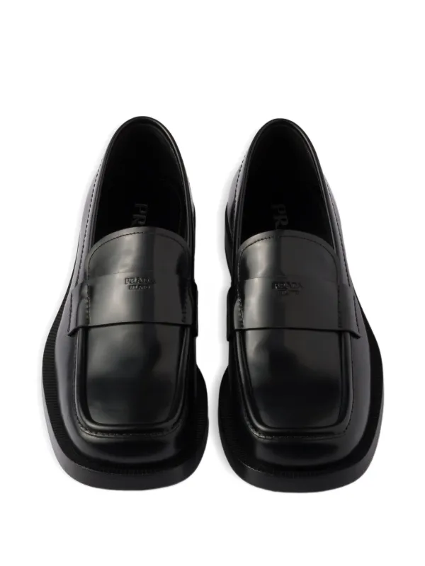 Prada レザーローファー | ブラック | FARFETCH JP