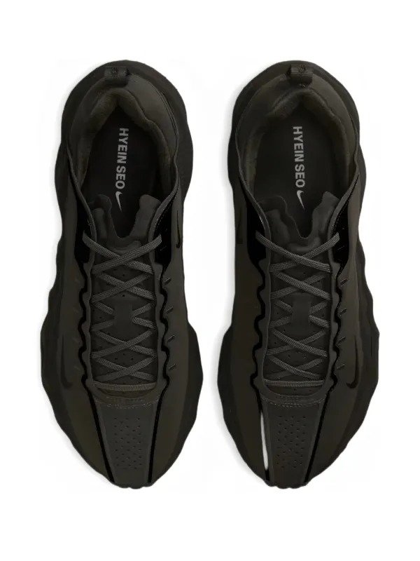 Nike Ava Rover 