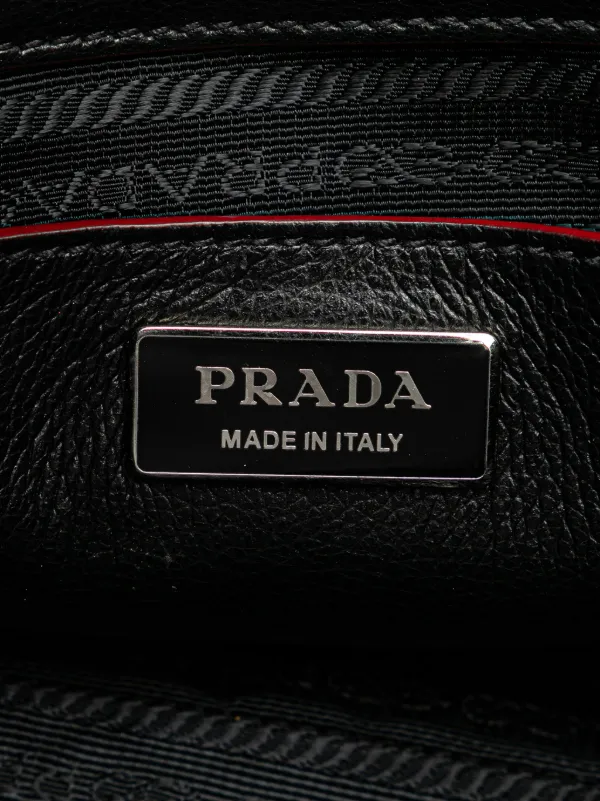 PRADA ペッレ スカモシアタのミディアム プラダ モノクローム マット レザー｜リップスティック｜プラダ