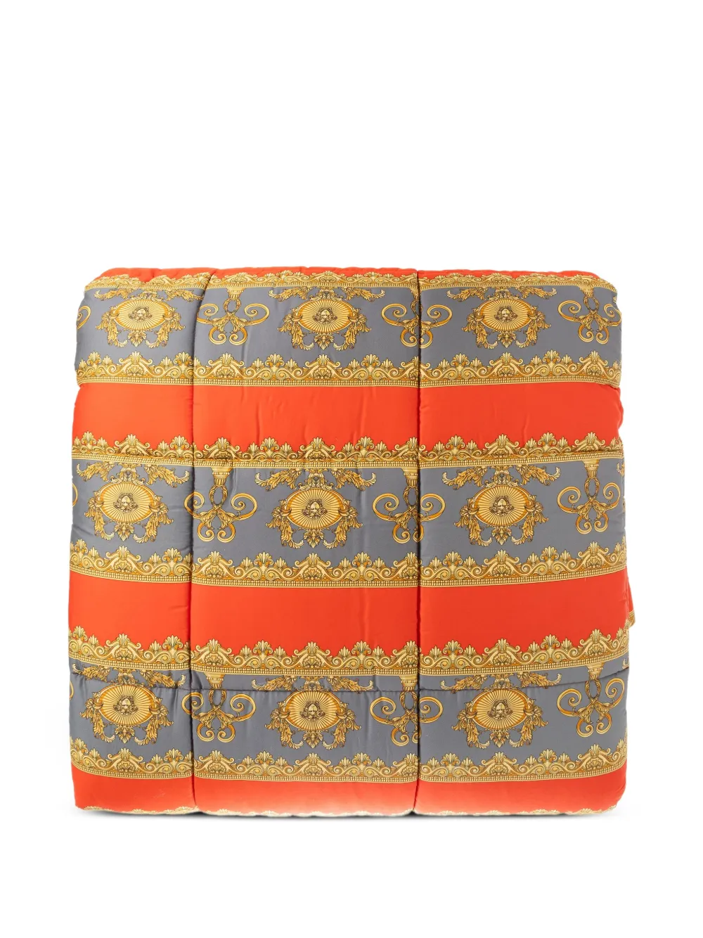 Versace baroque-print quilted duvet (270cm x 270cm) | Bedding | Image 2