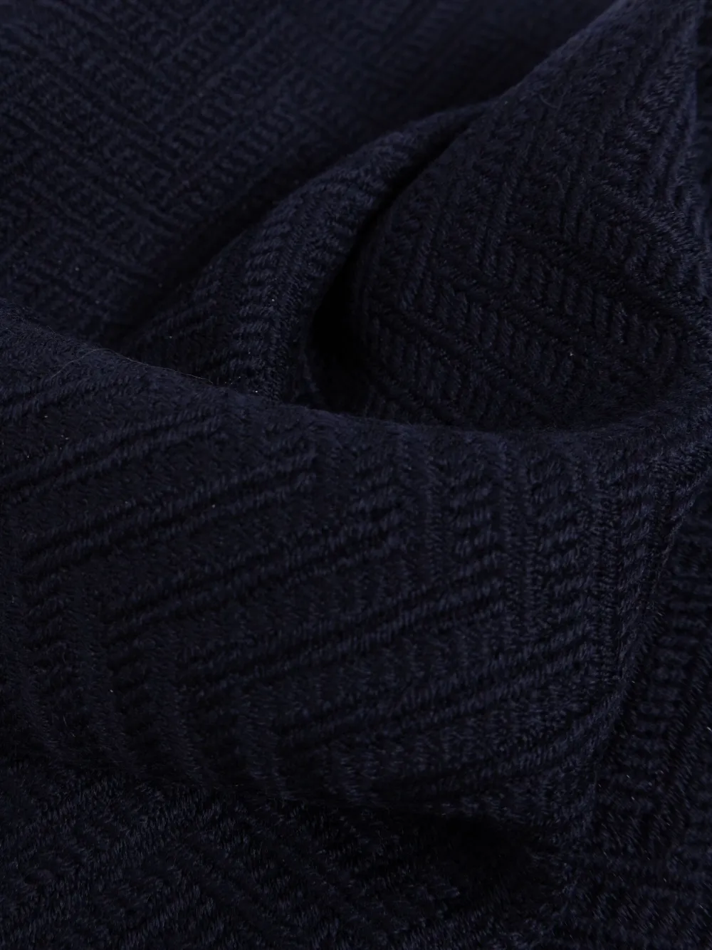 Emporio Armani herringbone-pattern wool scarf Blauw