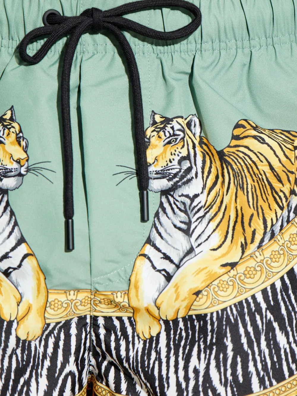 Versace Shorts met tijgerprint Groen