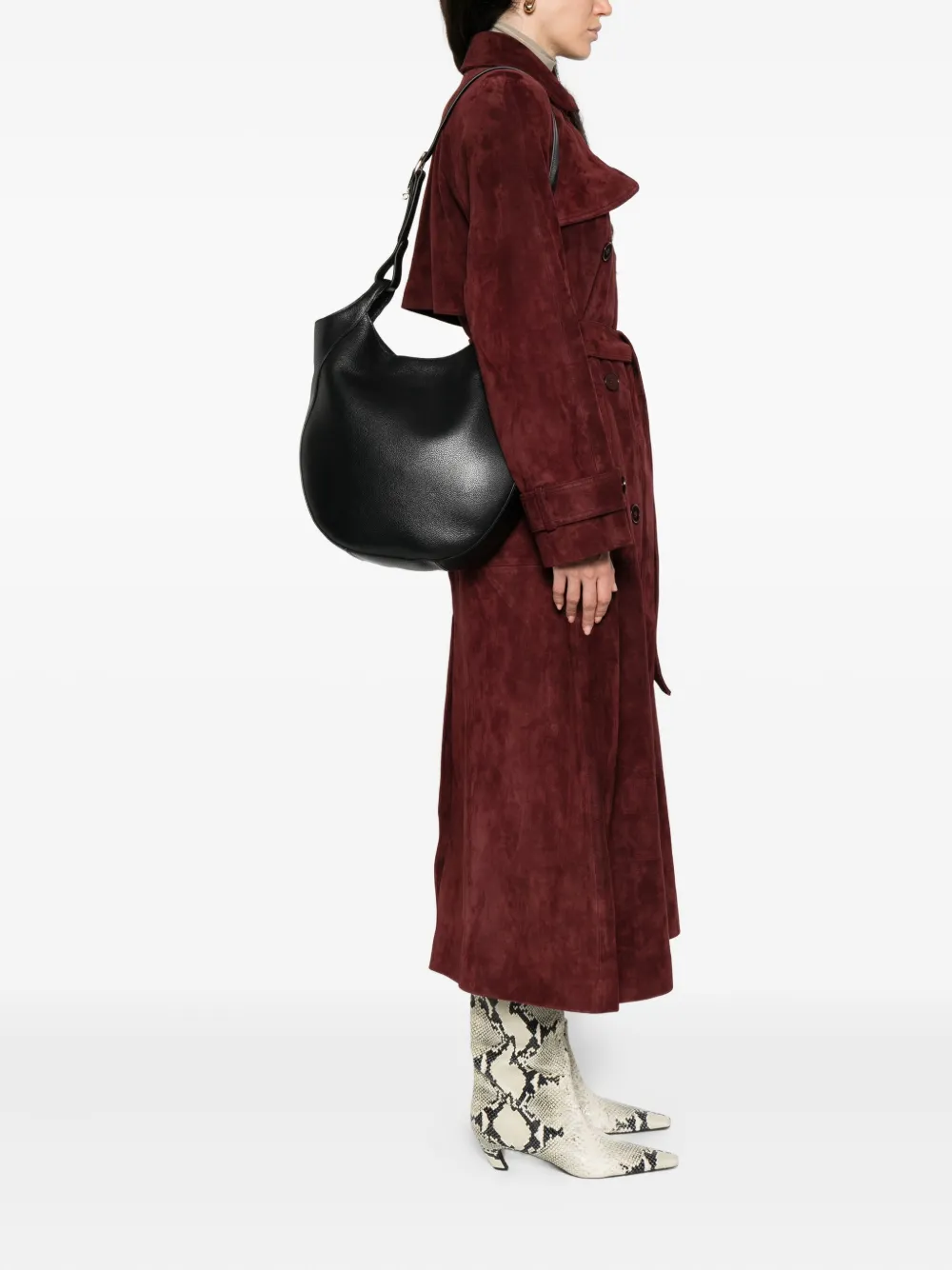 Longchamp curved leather shoulder bag | Image 2