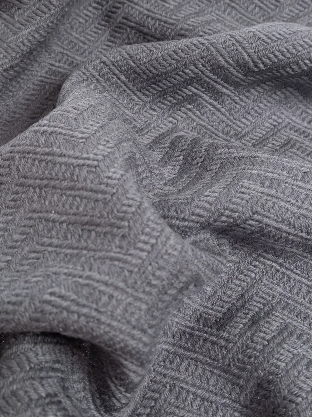 Emporio Armani Wollen sjaal met visgraatpatroon Grijs