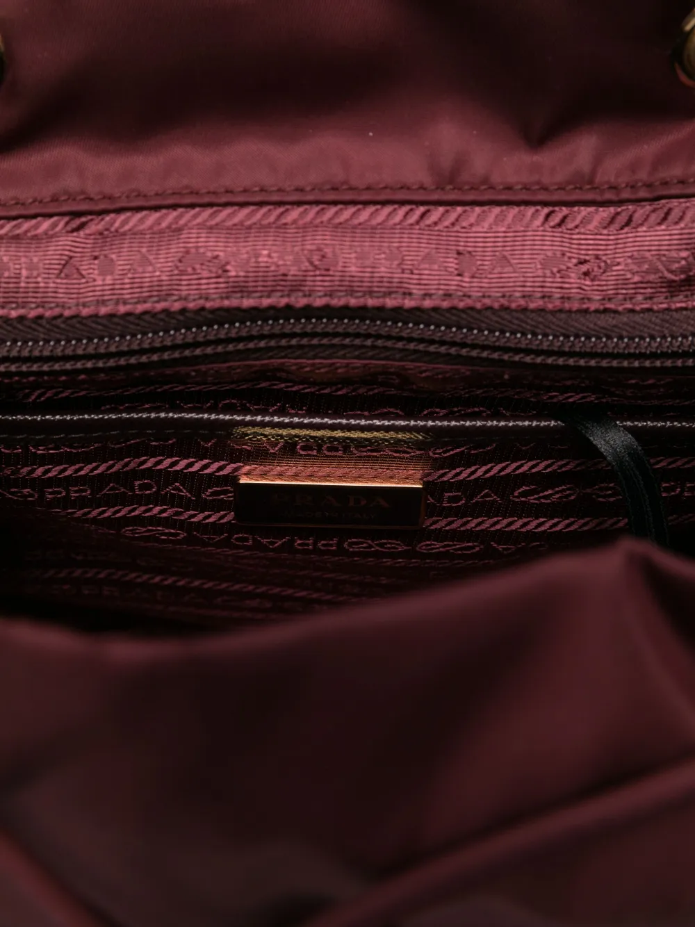Prada Vela buckled drawstring backpack Rood