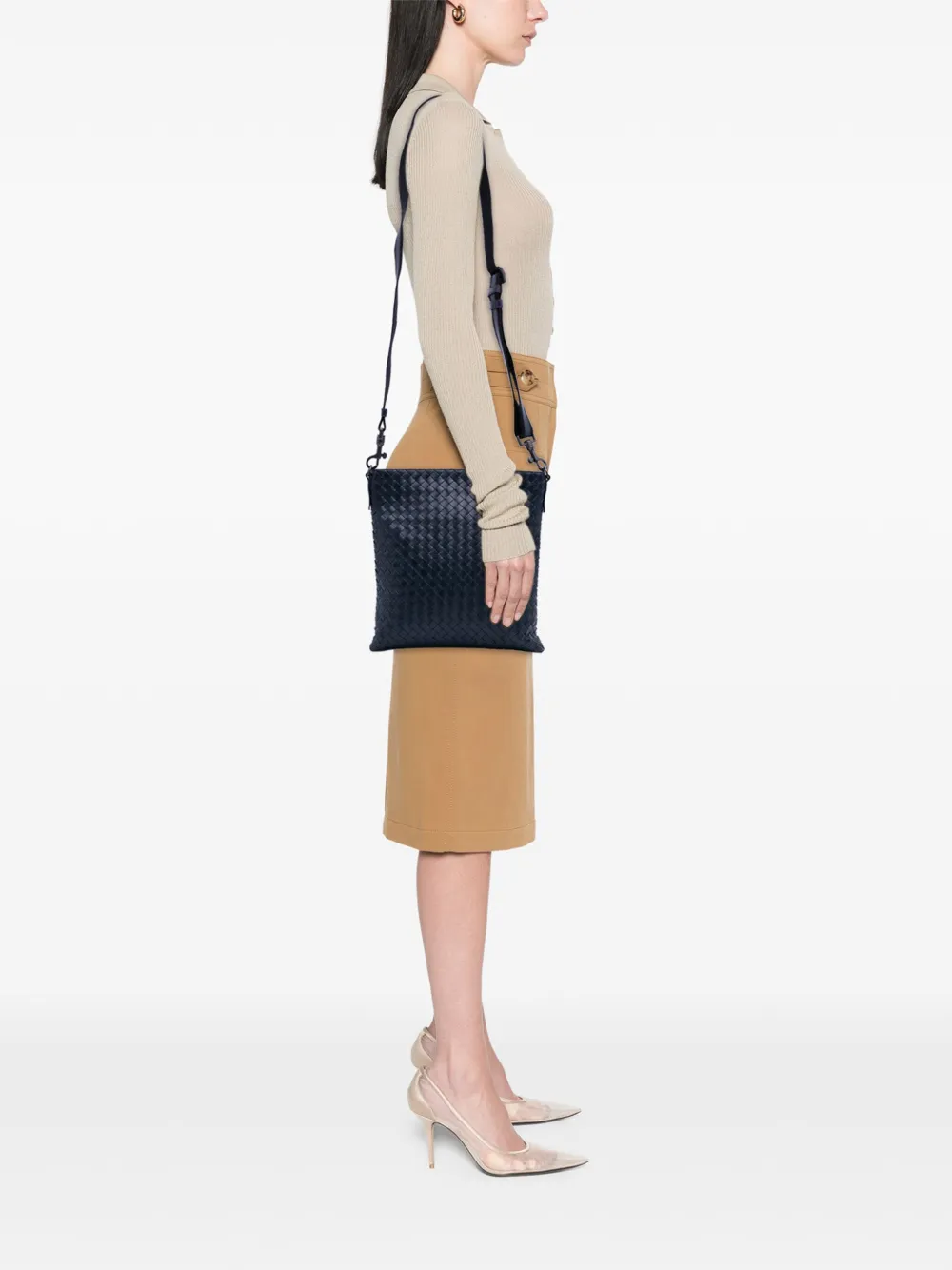Bottega Veneta Pre-Owned 2012-2025 Leather Intrecciato crossbody bag | Pre-Owned | Image 2