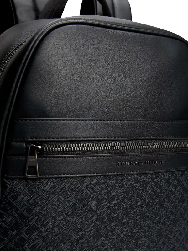 Tommy Hilfiger TH モノグラム バックパック | ブラック | FARFETCH JP