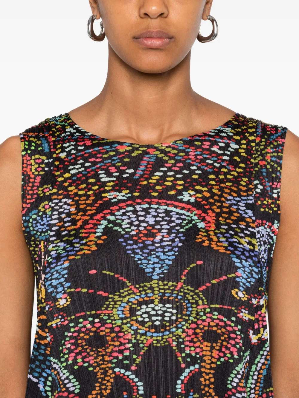 Pleats Please Issey Miyake sleeveless pleated midi dress Zwart