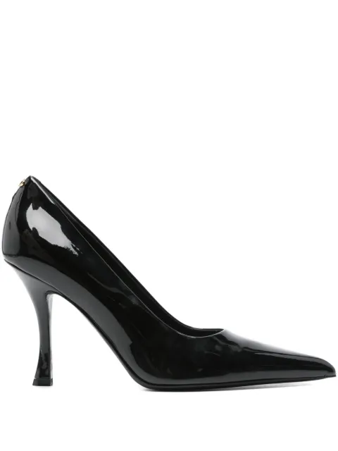 pointed-toe pumps