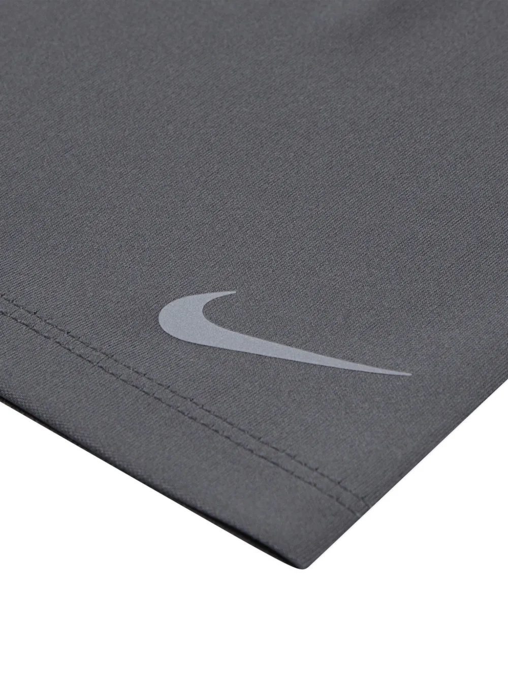 Nike Kids Shorts set met Swoosh logo Grijs